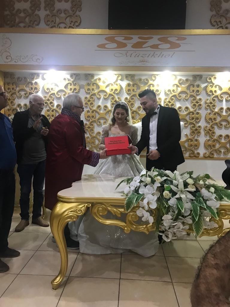 Fatma ve Soner kardeşlerimizin nikah merasimini  kıydık.