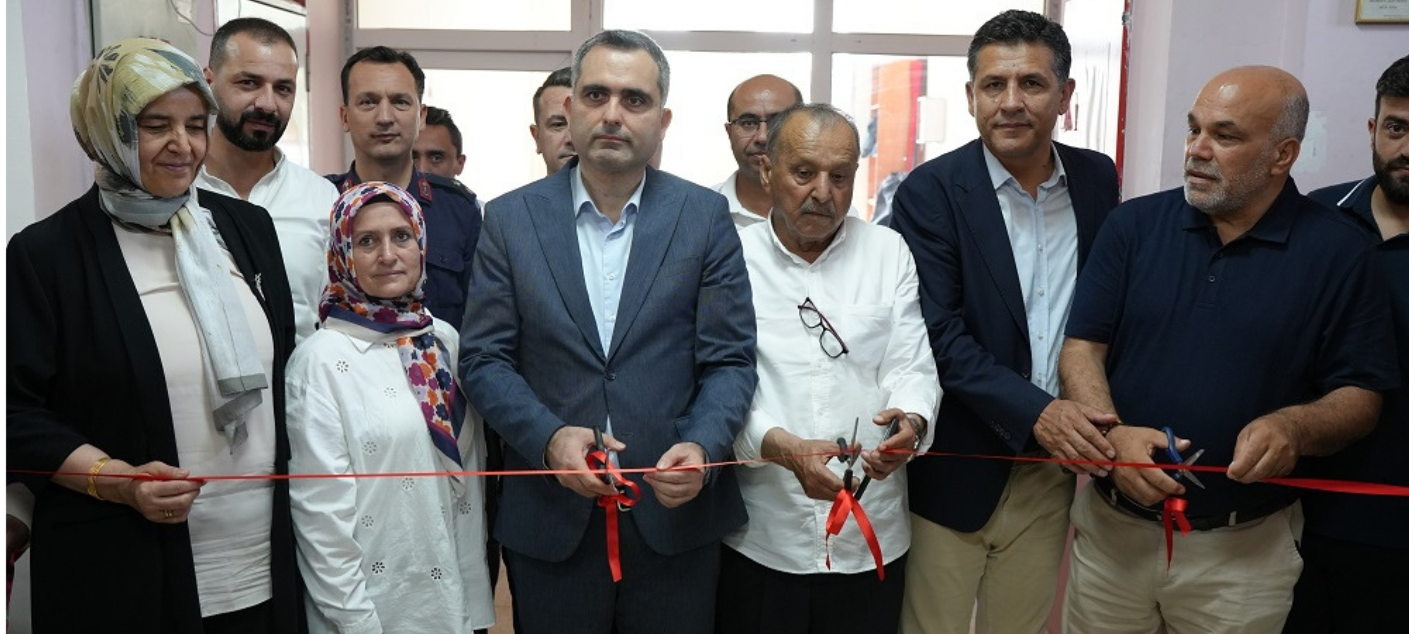 KÜTÜPHANELER, BİLGİYE AÇILAN EN DEĞERLİ KAPILARDIR!