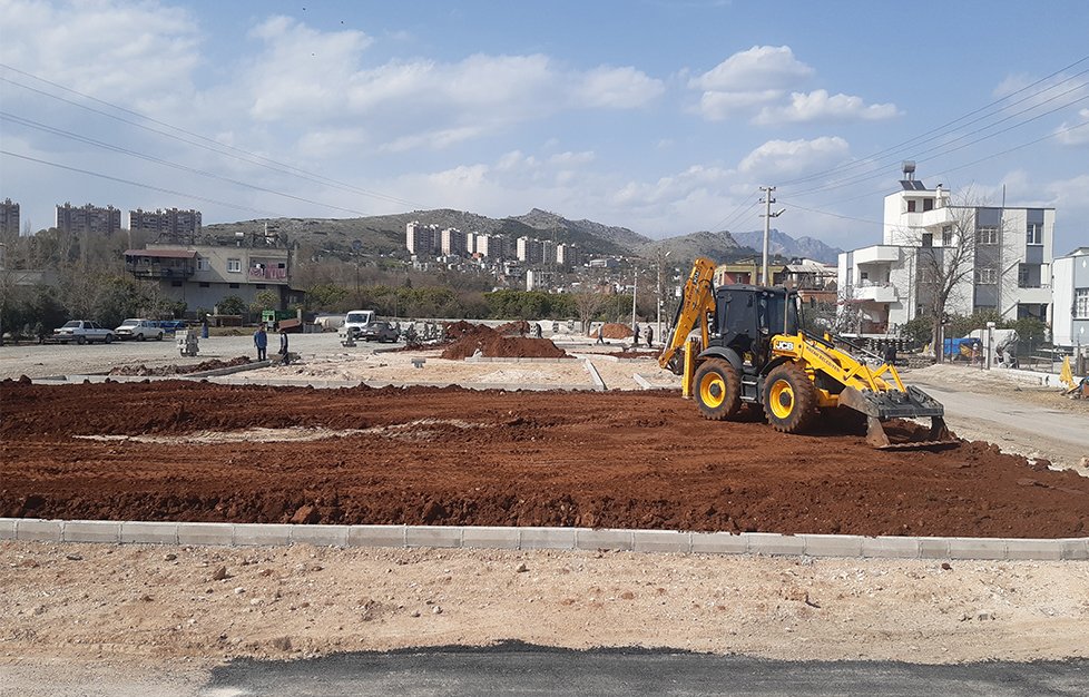 Kozan Belediyesinden Yeni Park Çalışması