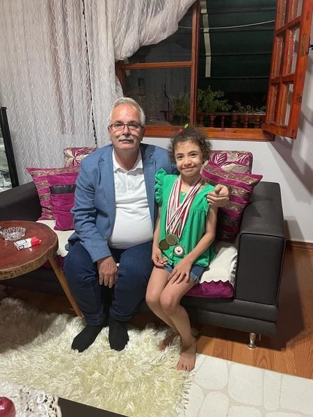 Başarılı Öğrenci Suzan Serbest'e Ziyaret