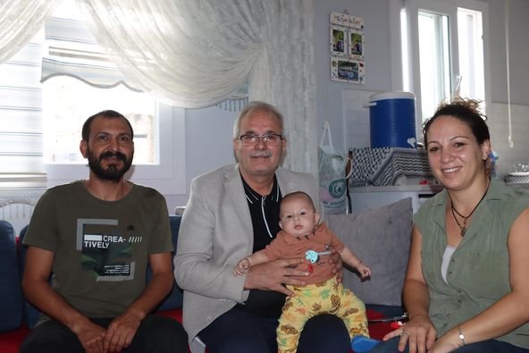 İHA Muhabiri Beril Solmuşgül Çocuğuna Hayırlı Olsun Ziyareti